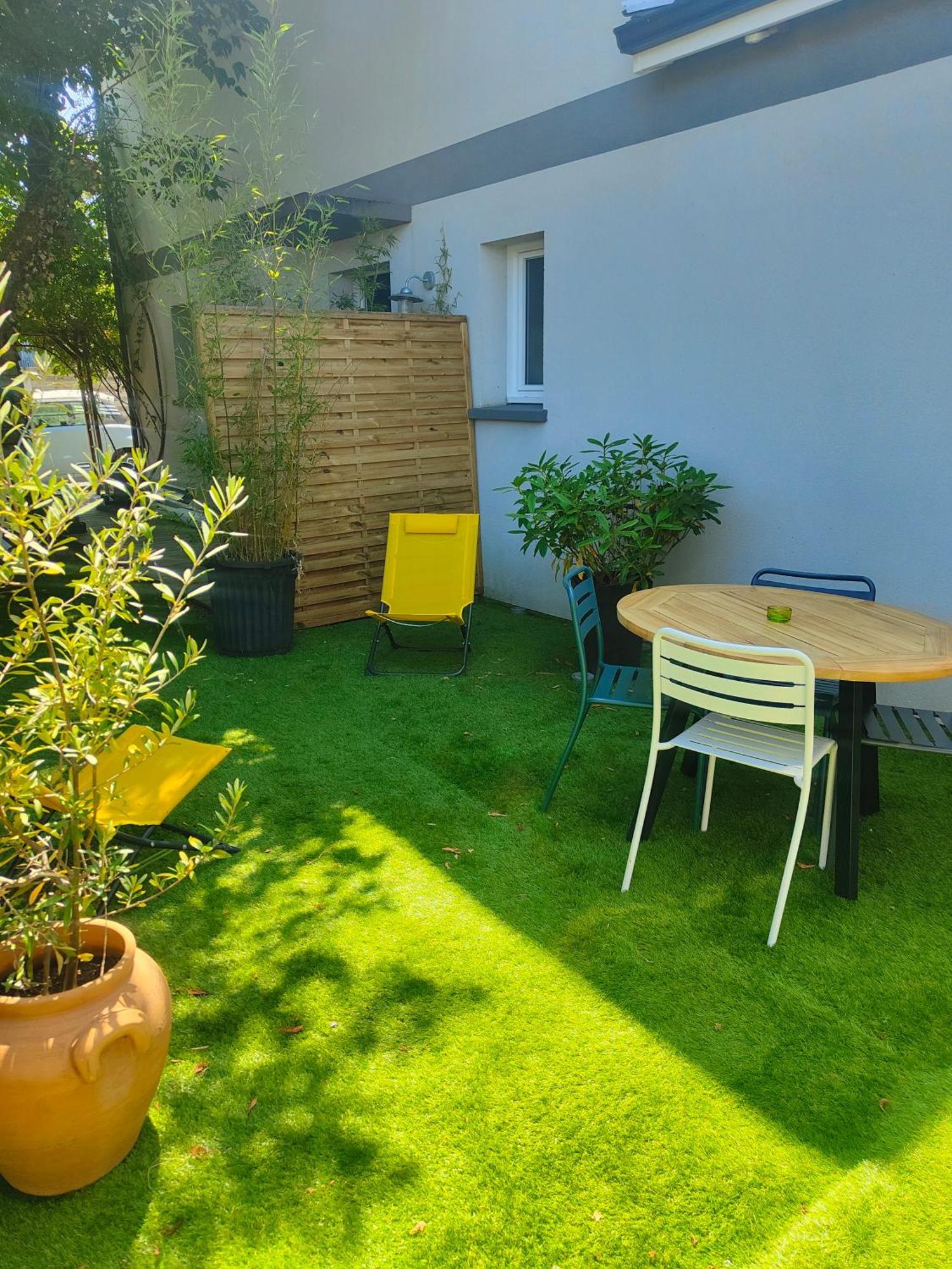Tiny House Avec Jardin Et Acces Piscine Chauffee Villa Saint-Médard-en-Jalles Eksteriør billede